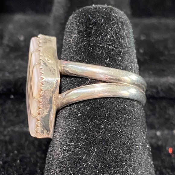Ring Mother of Pearl Inlay Size 4.5 Native Zuni Unsigned Sterling Silver 925 Vin - Picture 12 of 16